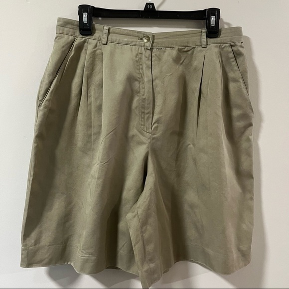 Liz Claiborne SZ 16 Tan Shorts Women - Picture 3 of 15